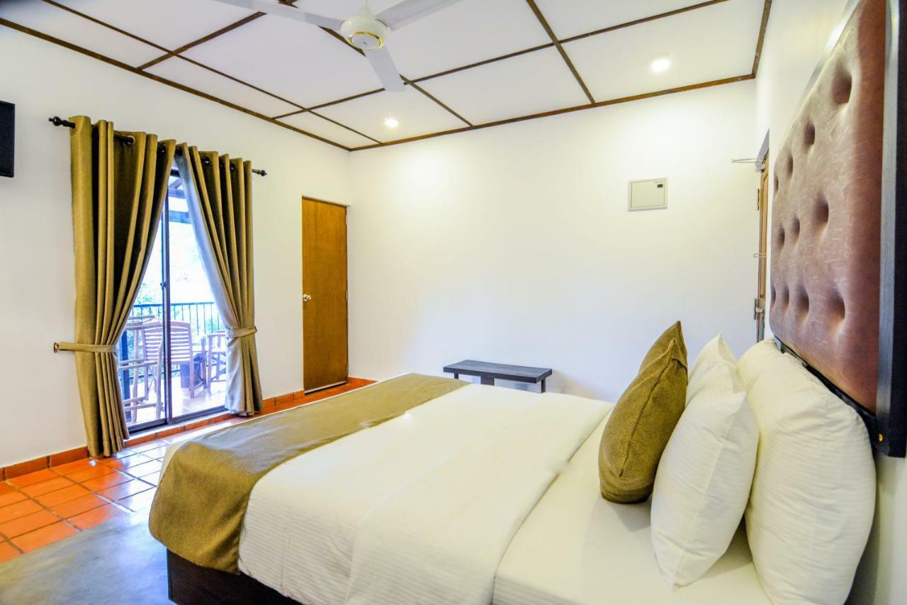 Arana Yala Hotel Exterior photo